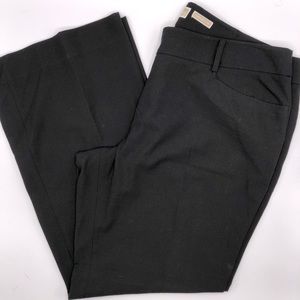 Black capri pants in Petite